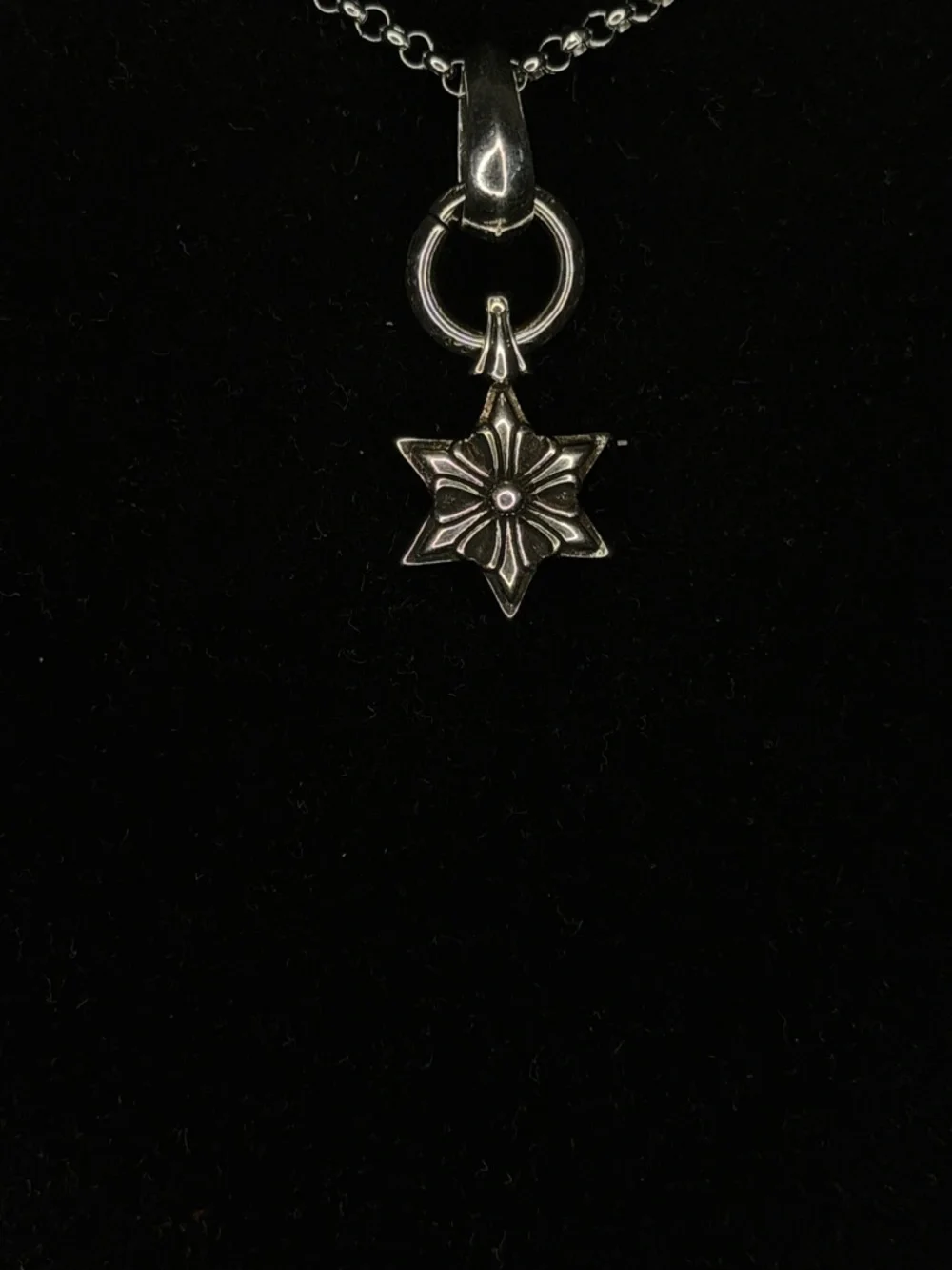 Chrome Hearts Floral Ninja/ Regular Star Unisex Necklace - Picture 2 of 5